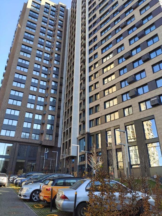 Petrovdom 9-102 In Best Apartment In Rc New York Concept House Kiev Eksteriør billede